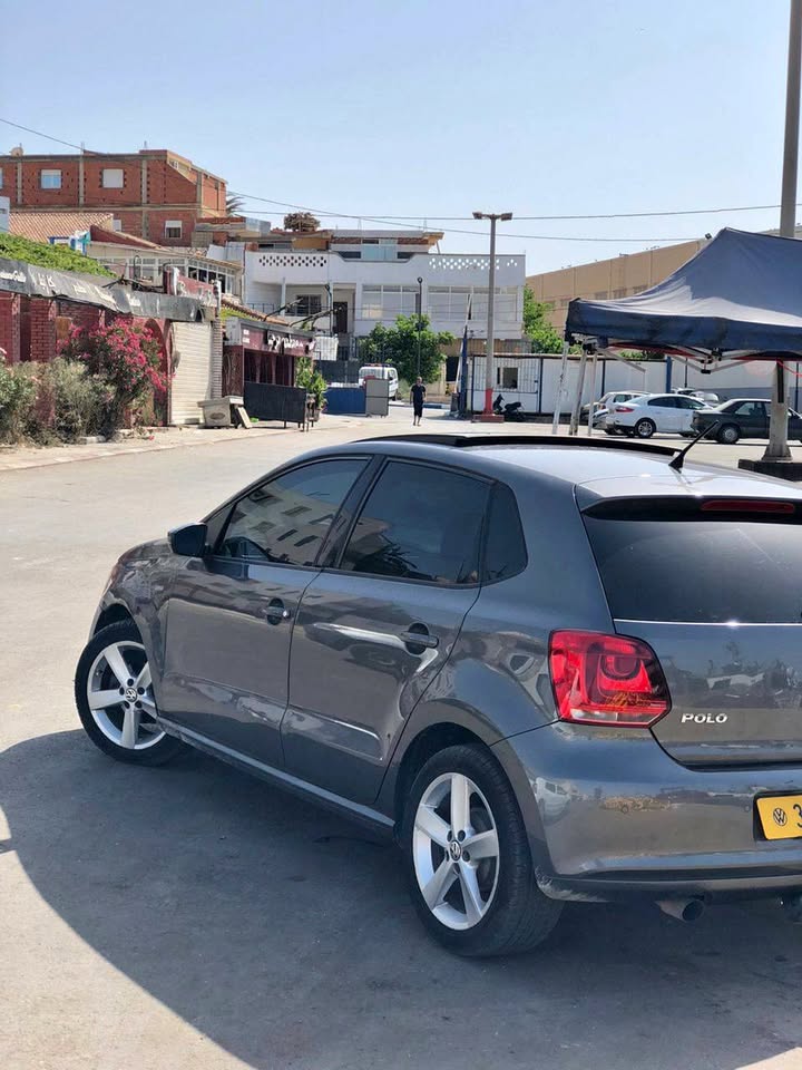 صورة السيارة