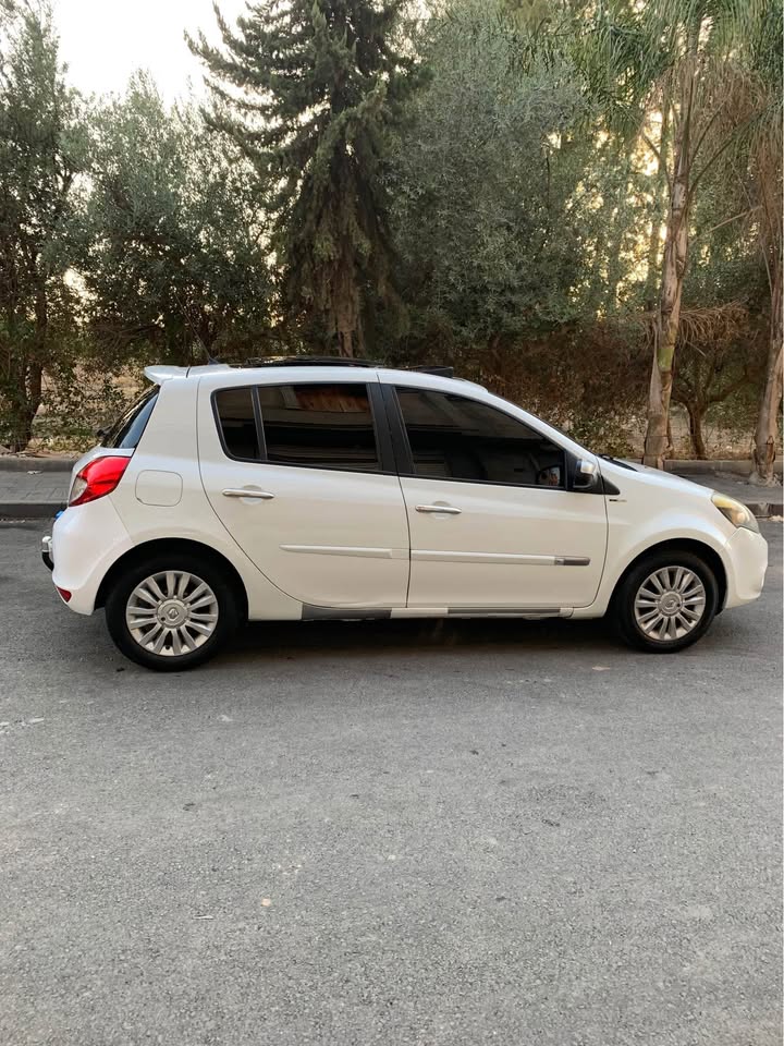 صورة السيارة