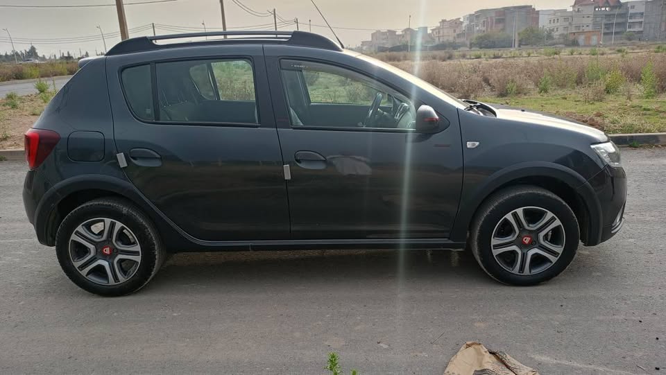 صورة السيارة