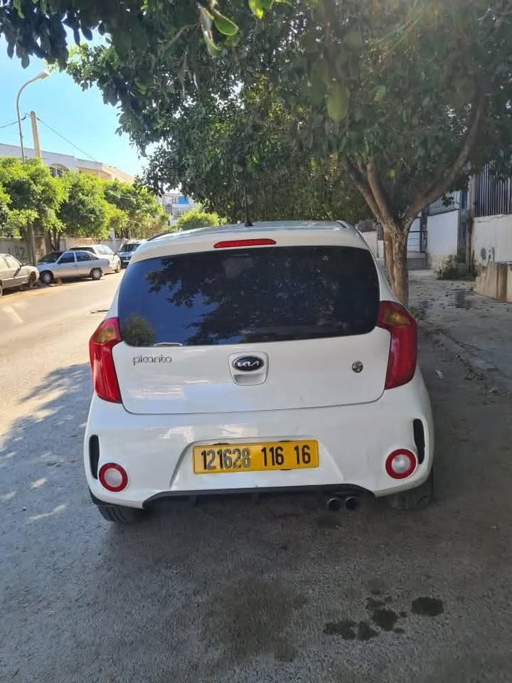صورة السيارة