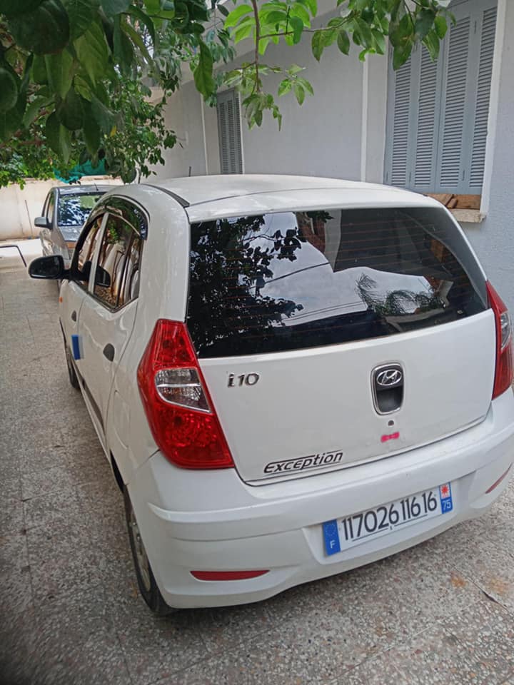 i10