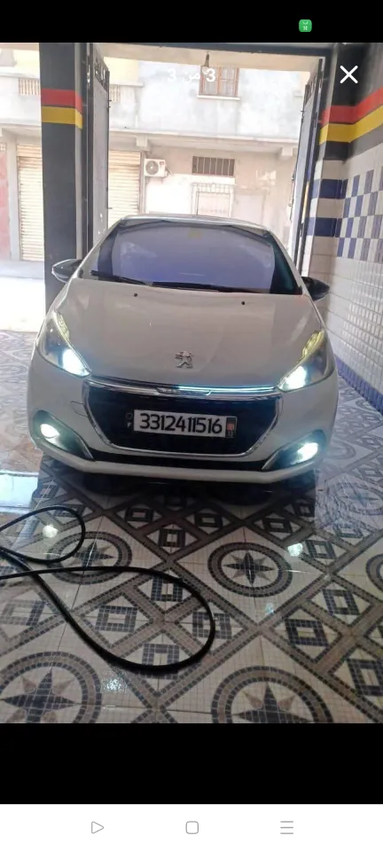 صورة السيارة