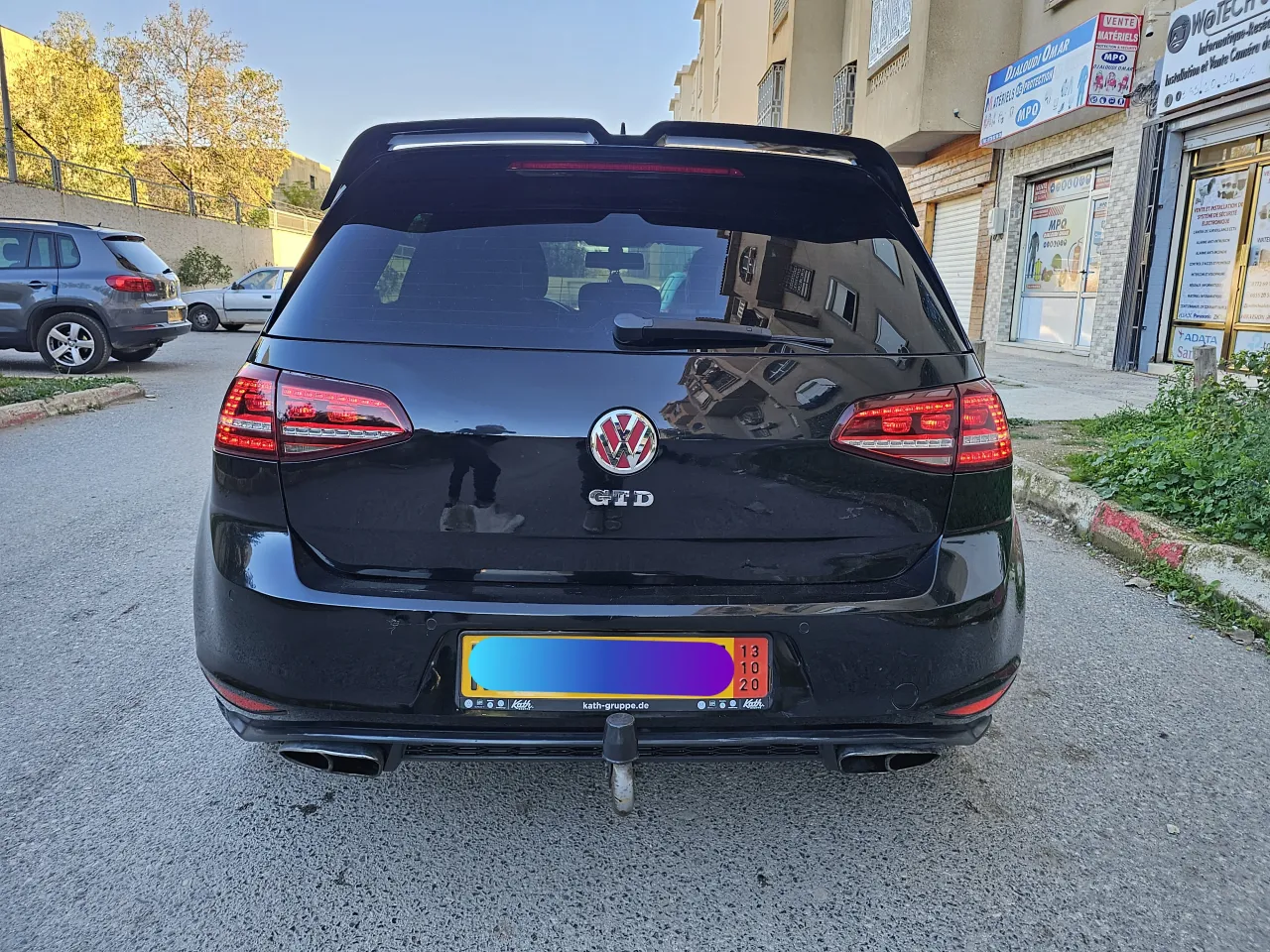 صورة السيارة