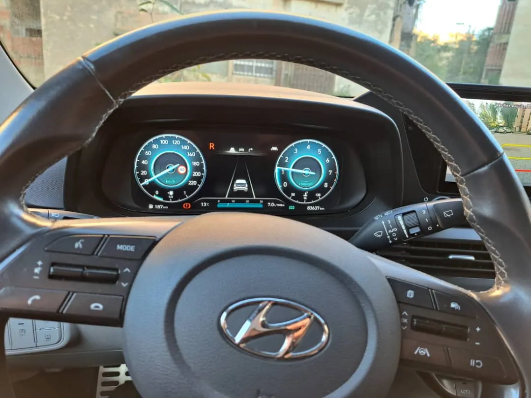 صورة السيارة