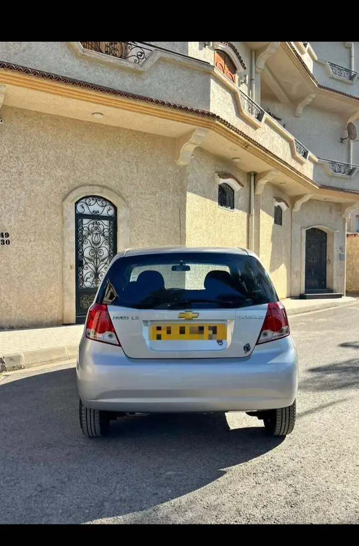 صورة السيارة