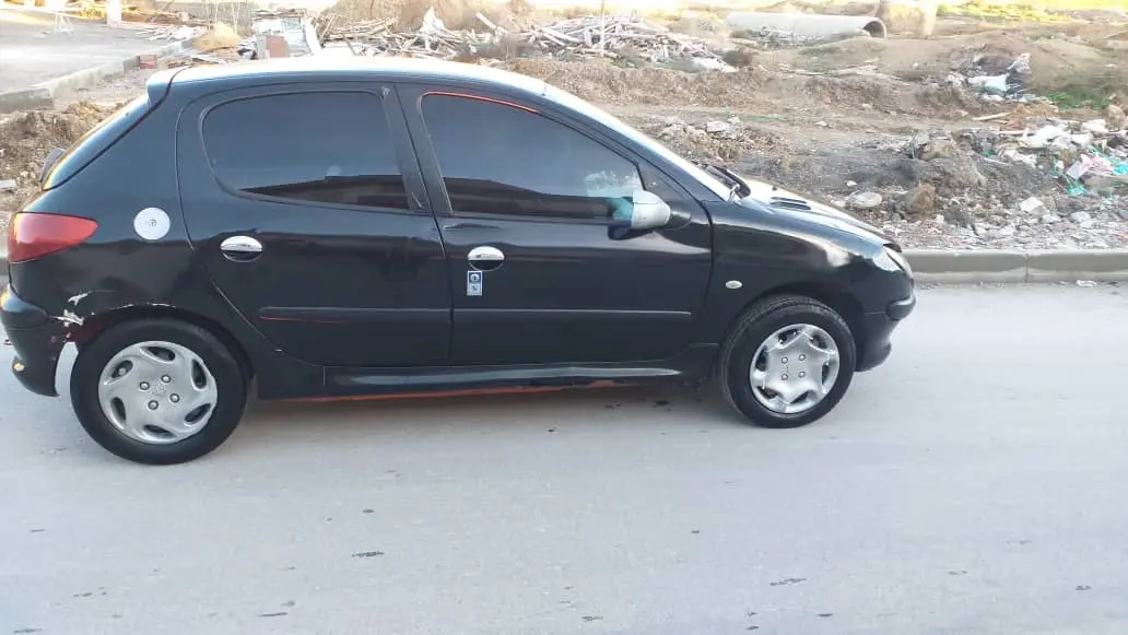 صورة السيارة